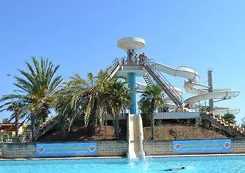 Holiday park Torre Macauda 3*