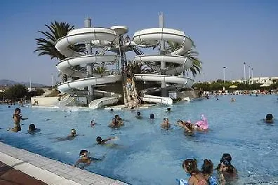Holiday park Torre Macauda 3*
